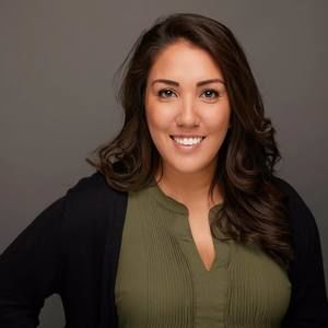 Meet your Posher, Tiffany